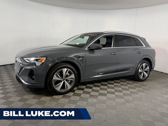 2024 Audi Q8 e-tron Prestige quattro