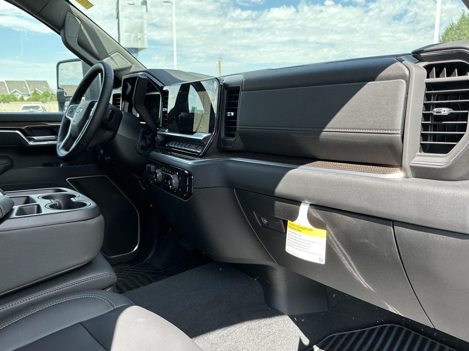 2026 Chevrolet Silverado 3500 HD LT - Photo 35