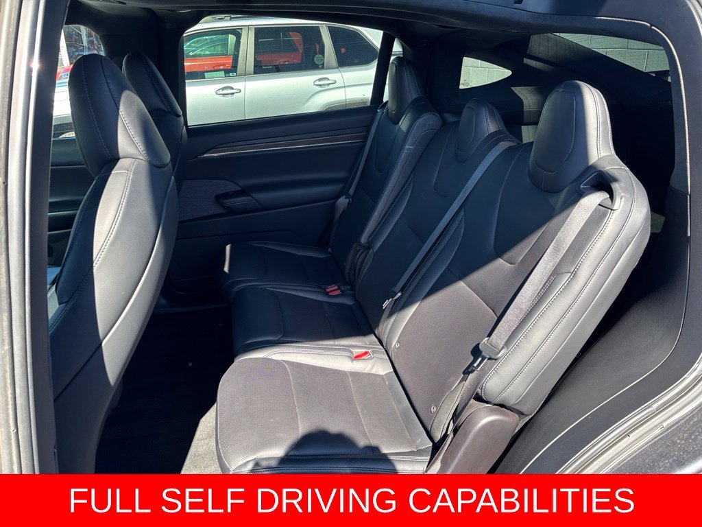Used 2023  Tesla Standard Range image 14