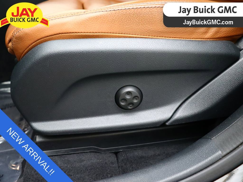 2022 Mercedes-Benz GLC Mercedes-AMG - Photo 18