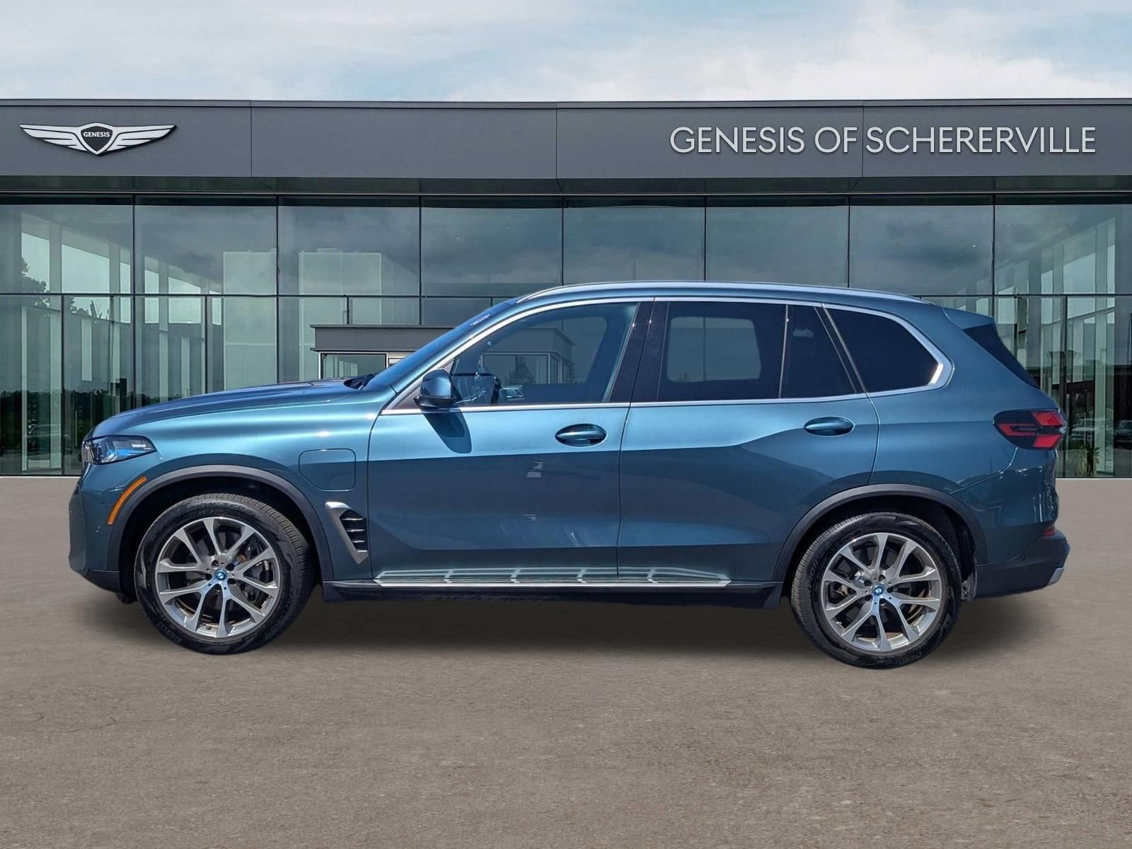 Used 2025 Blue BMW xDrive50e image 5