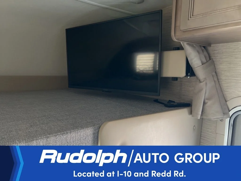 Used 2022 Oxford White Ford Base image 27