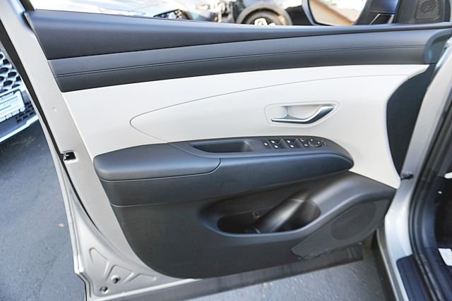 New 2026 Silver Hyundai SEL image 26