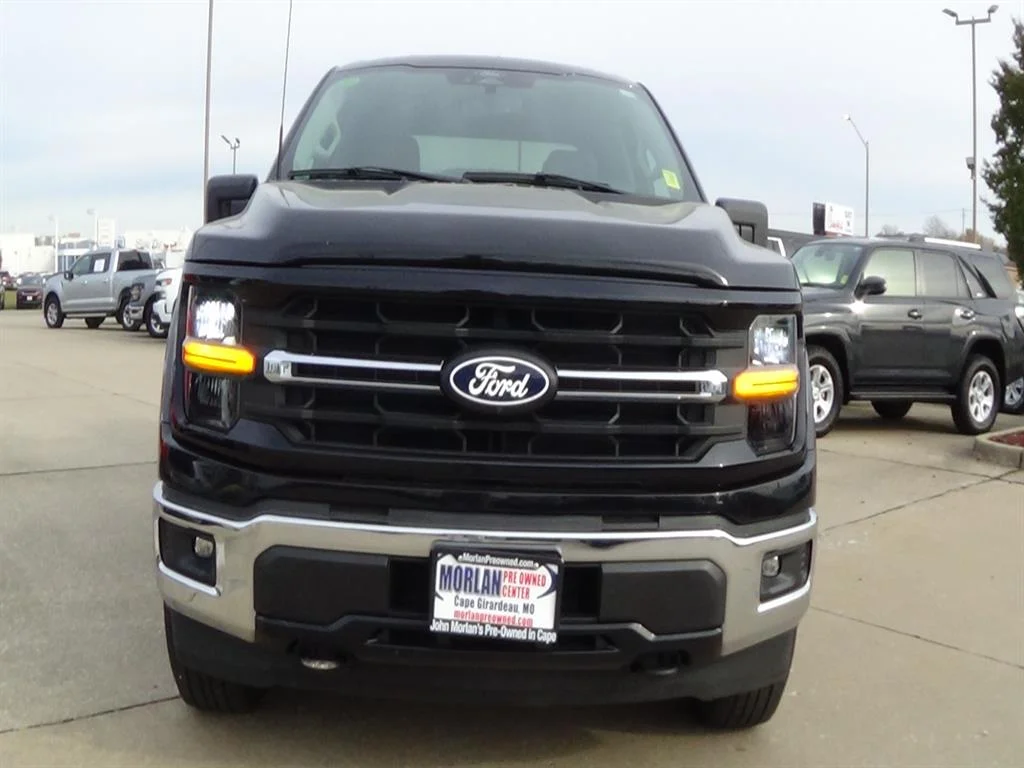 Certified Used 2024 Agate Black Um Ford XLT image 3