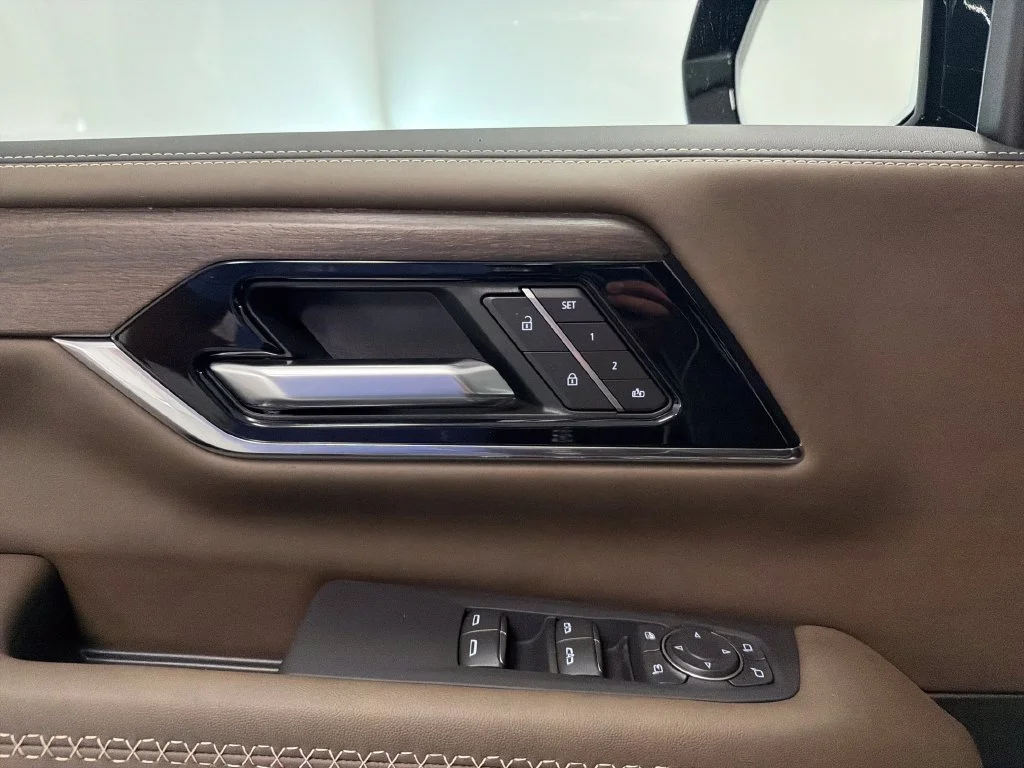 New 2027 Onyx Black GMC Denali Ultimate image 17