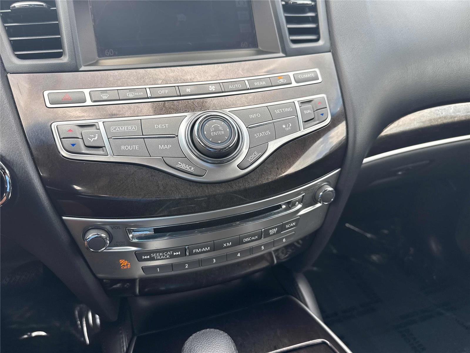 Used 2015 Graphite Shadow INFINITI  image 22