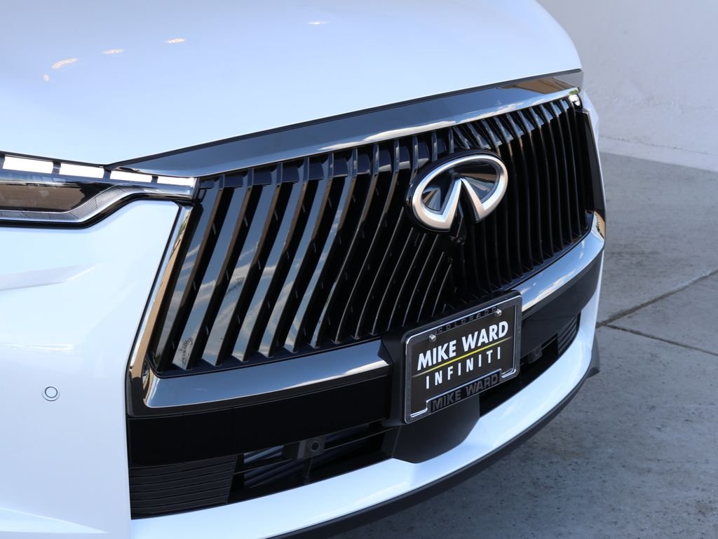 New 2027 2T RAD WHT INFINITI Autograph AWD image 60