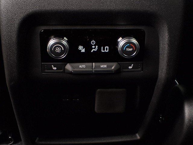 2026 GMC Acadia Elevation - Photo 11