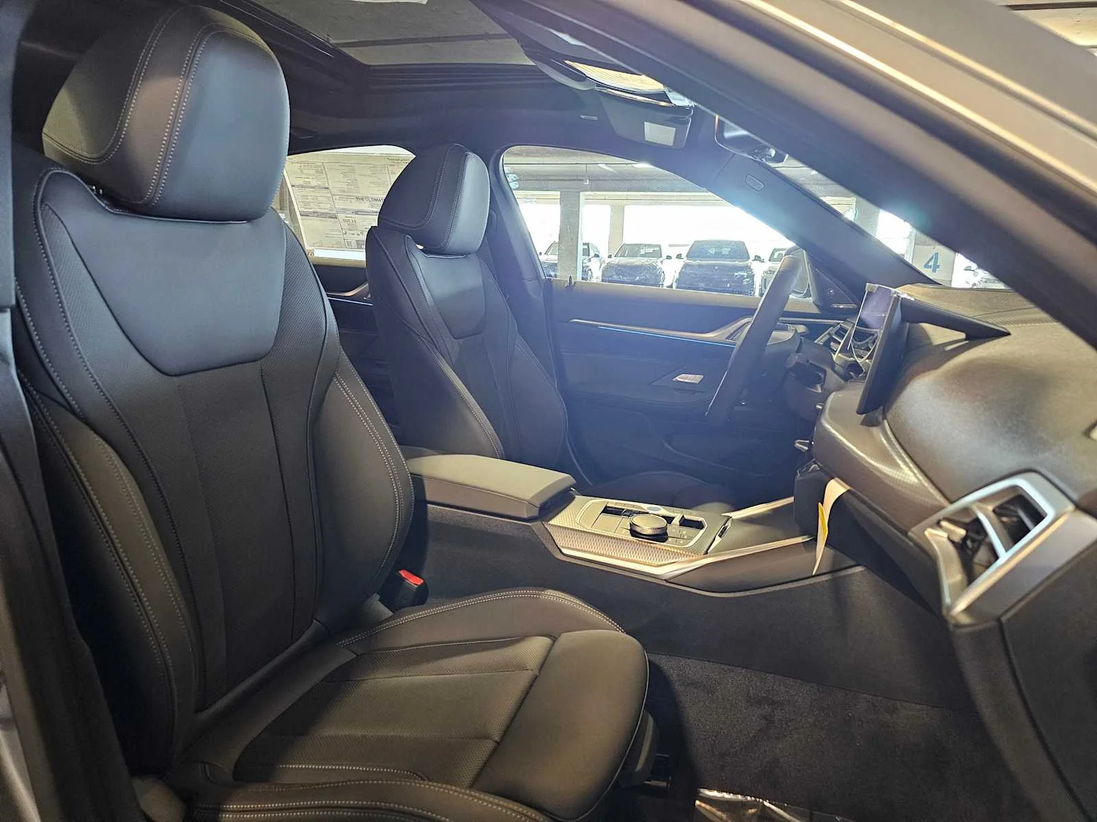 New 2026 Skyscraper Grey Metallic BMW xDrive40 image 33