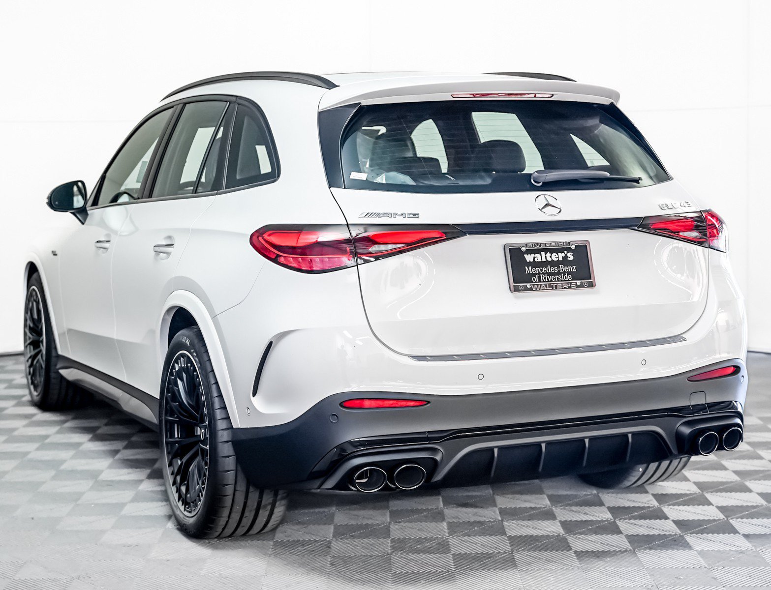 New 2026 Polar White Mercedes-Benz AMG® GLC 43 4MATIC® SUV image 2