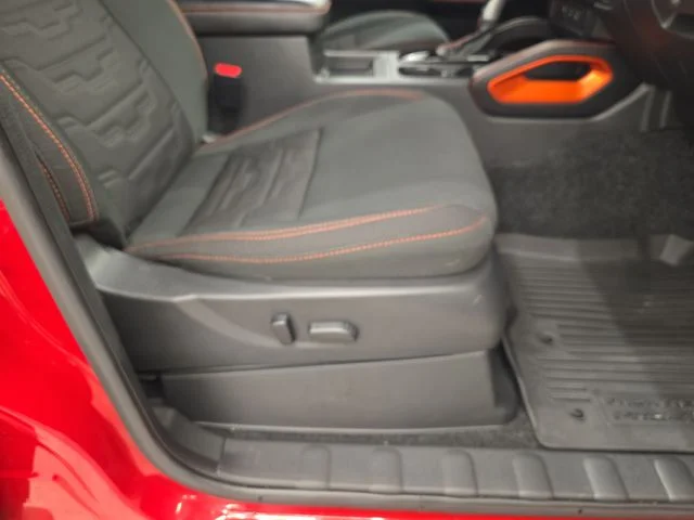 Used 2025 Red Alert Nissan PRO-4X image 11