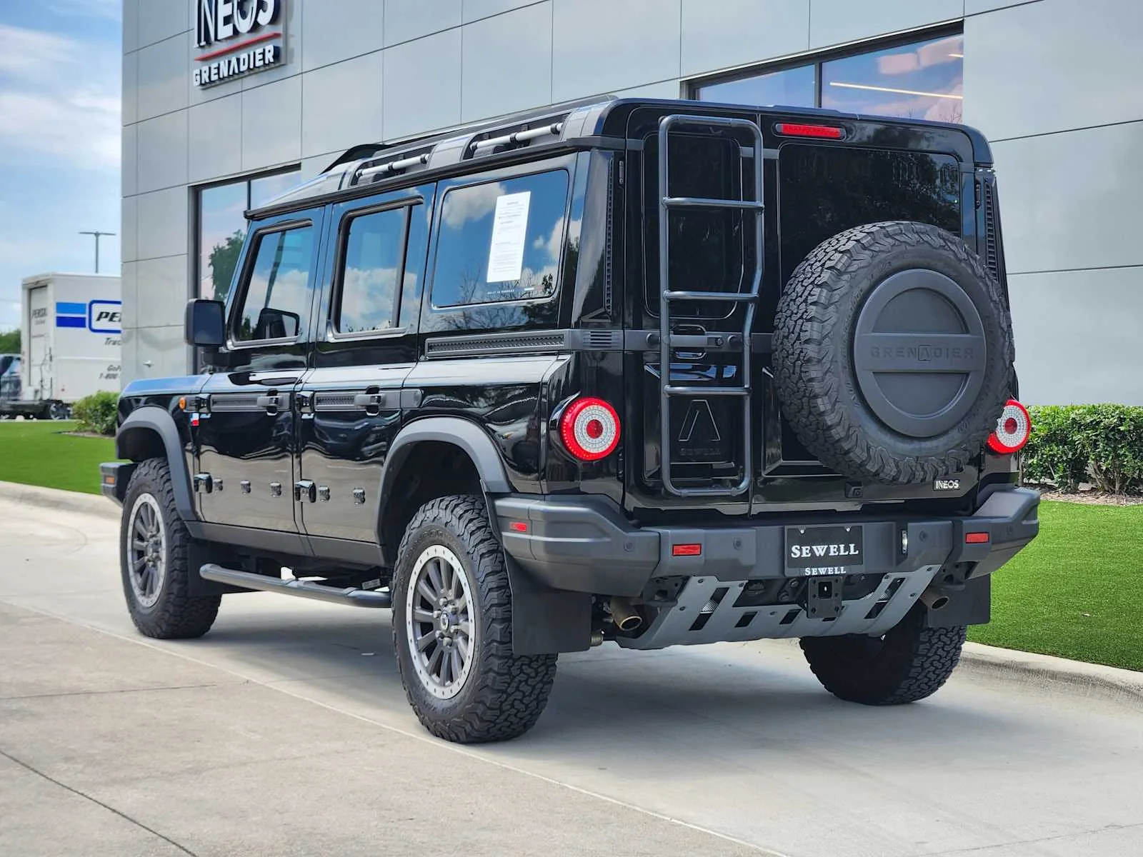 Used 2025 Inky Black INEOS Fieldmaster Edition image 5