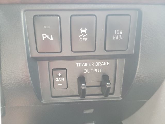 Used 2019 Brown Toyota 1794 image 26