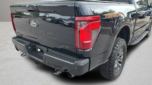 Used 2025 Blue Ford Tremor image 33