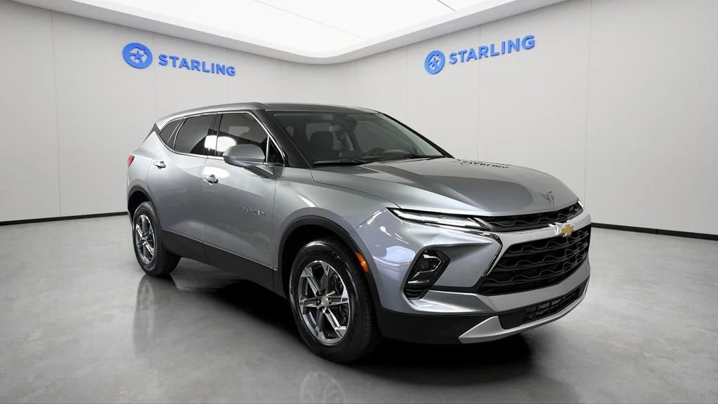 Used 2023 Sterling Gray Metallic Chevrolet 2LT image 14