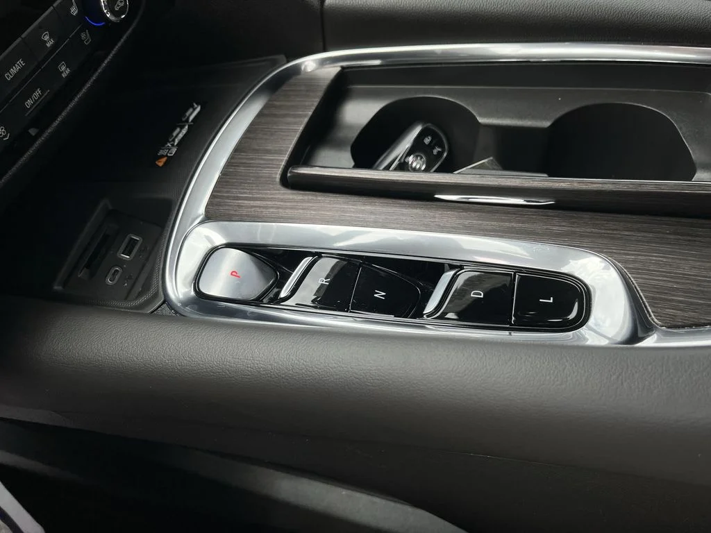 Certified Used 2023 Black Buick Avenir image 19
