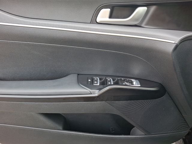 Used 2024 Black Kia GT-Line image 13