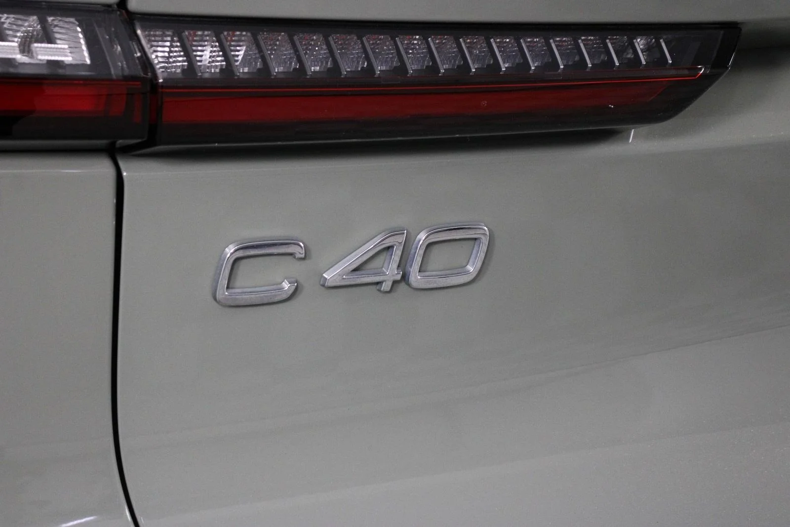 Certified Used 2023 Green Volvo Twin Plus image 19