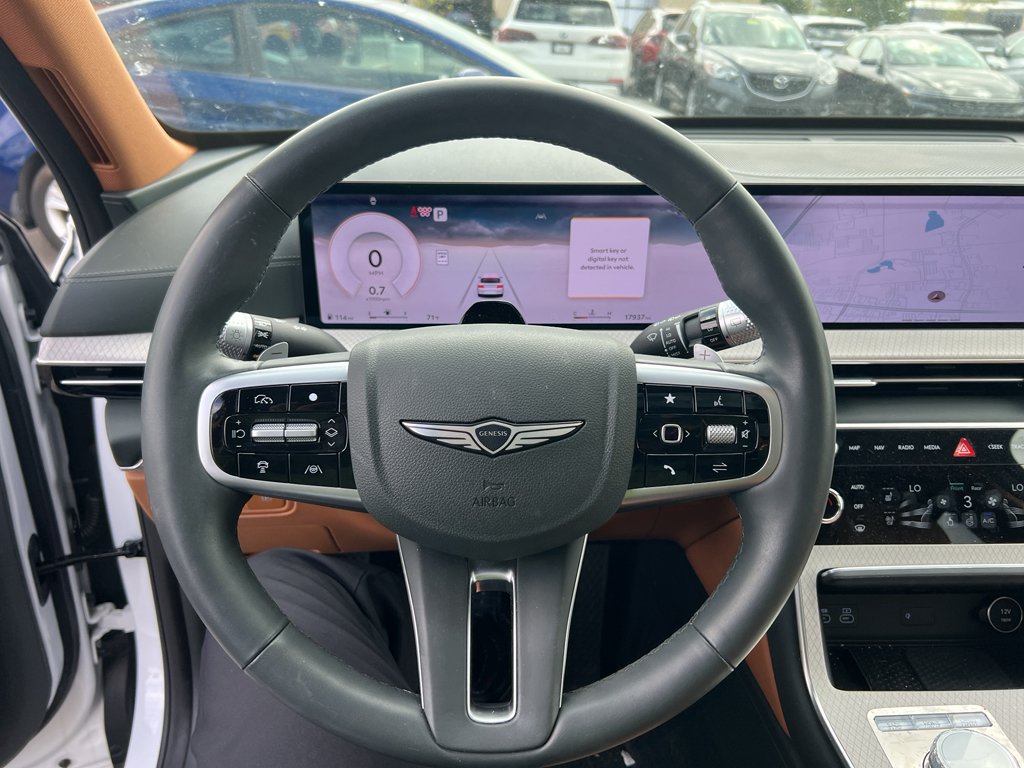 Used 2025 Uyuni White Genesis 3.5T Advanced image 13