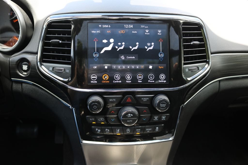 Used 2022 White Jeep Limited image 23