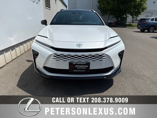 Used 2025 White Toyota Limited image 9
