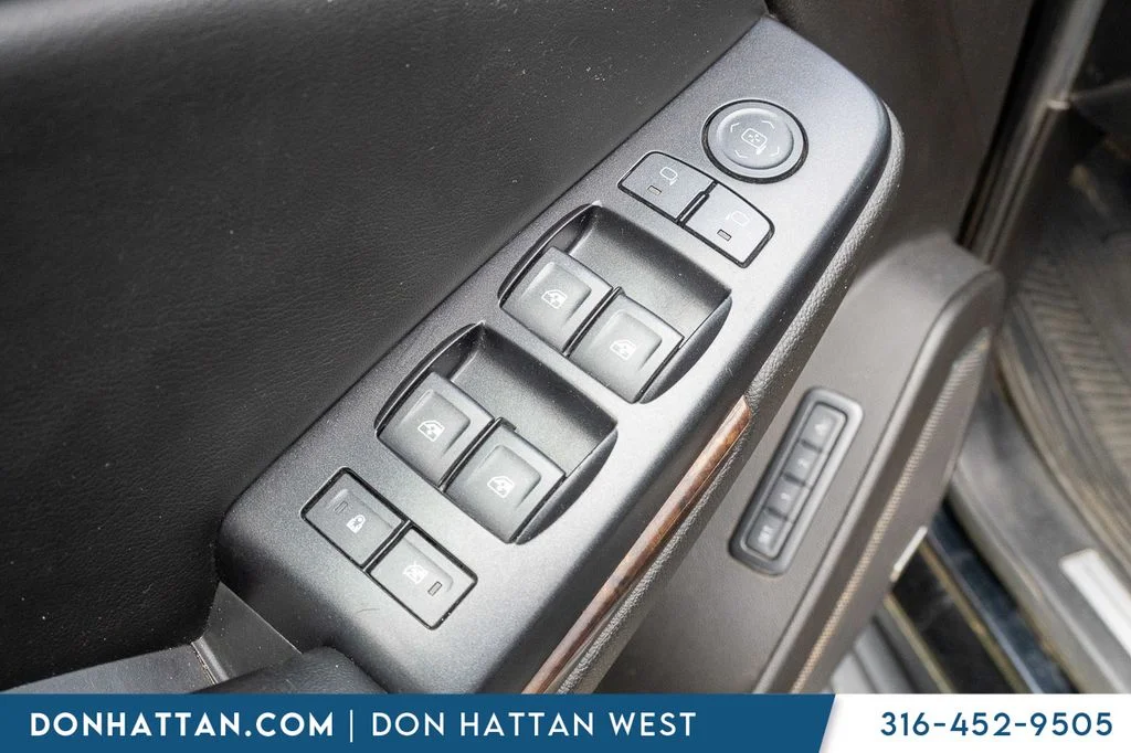Used 2017 Black Chevrolet LT image 17
