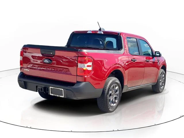 New 2026 Ruby Red Metallic Ford XLT image 5