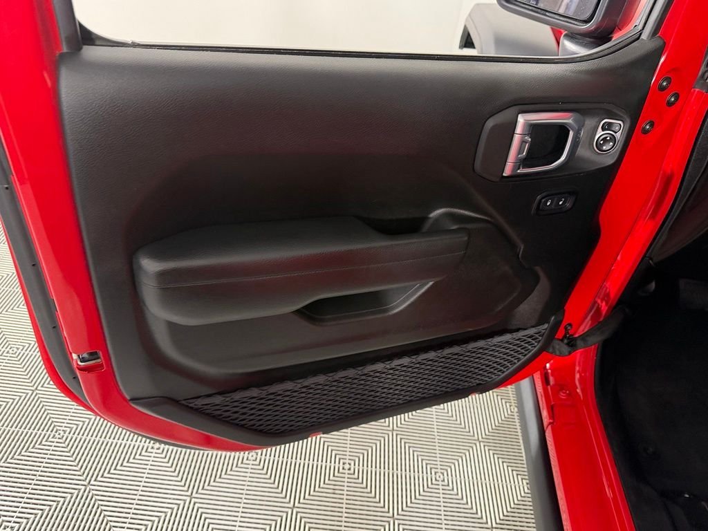 Certified Used 2025 Red Jeep Rubicon image 27
