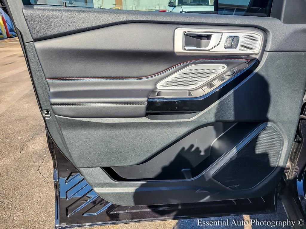2024 FORD EXPLORER - Image 17
