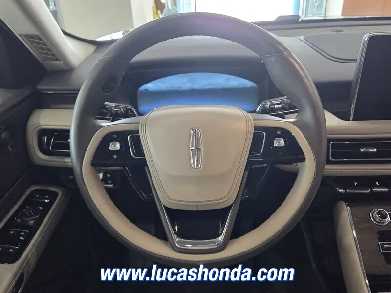 Used 2022 Gray LINCOLN Reserve RWD image 10