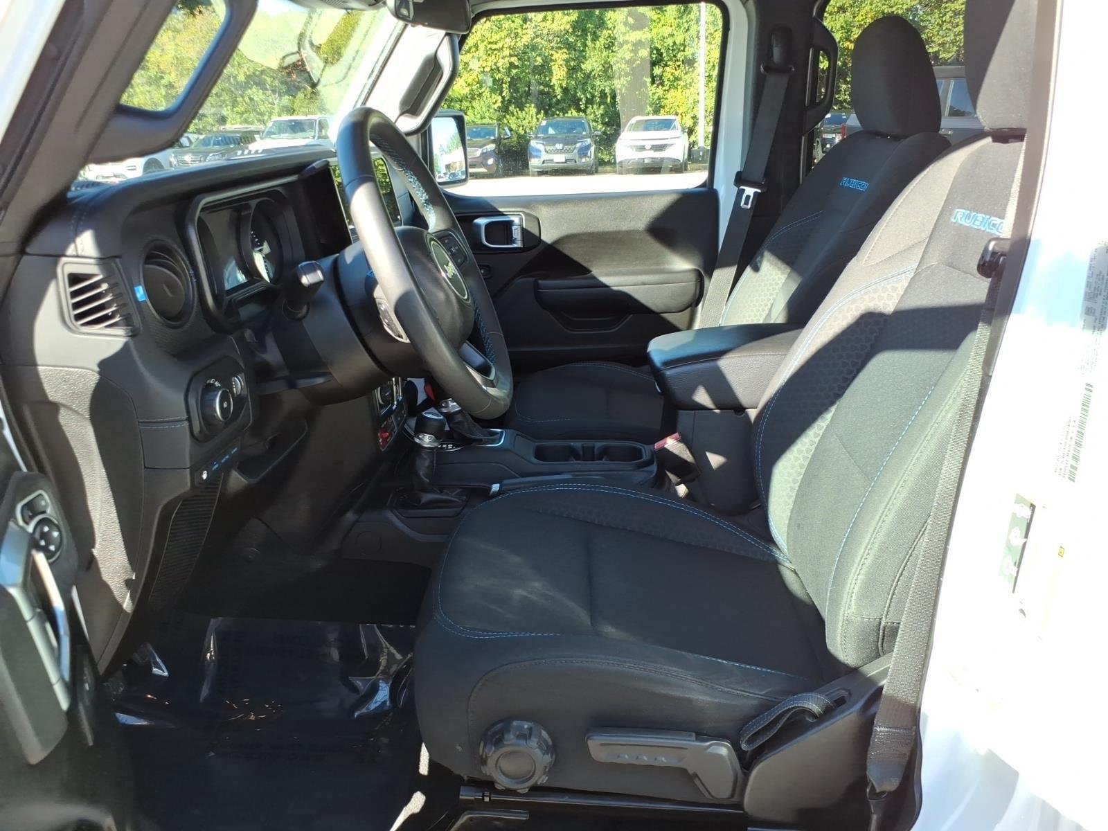 Used 2024 Bright White Clearcoat Jeep Rubicon image 10