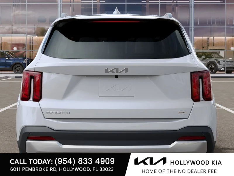 New 2026 Snow White Pearl Kia  image 13