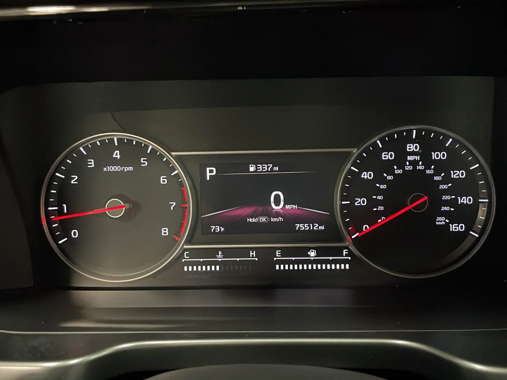 Used 2021 Silver Kia LX image 23
