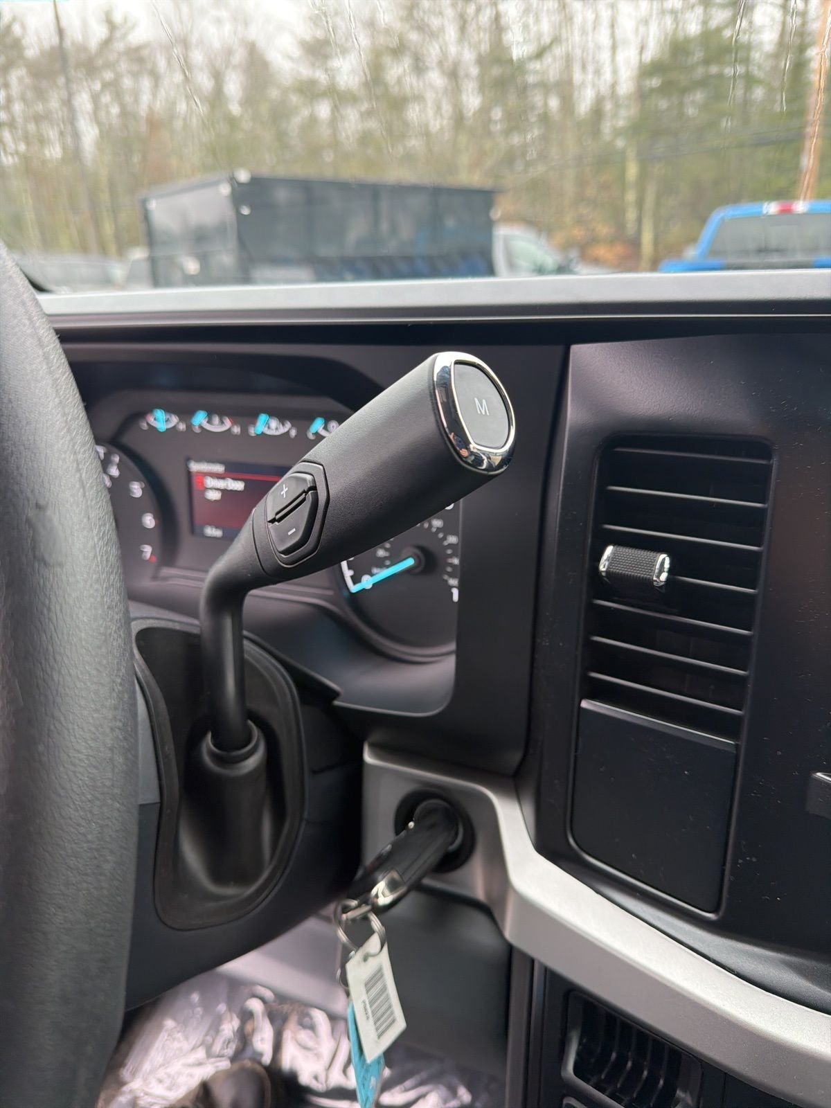 New 2026 Oxford White Ford F-250® XL image 25