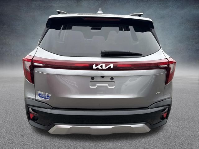 Used 2024 Steel Gray Kia SX image 6