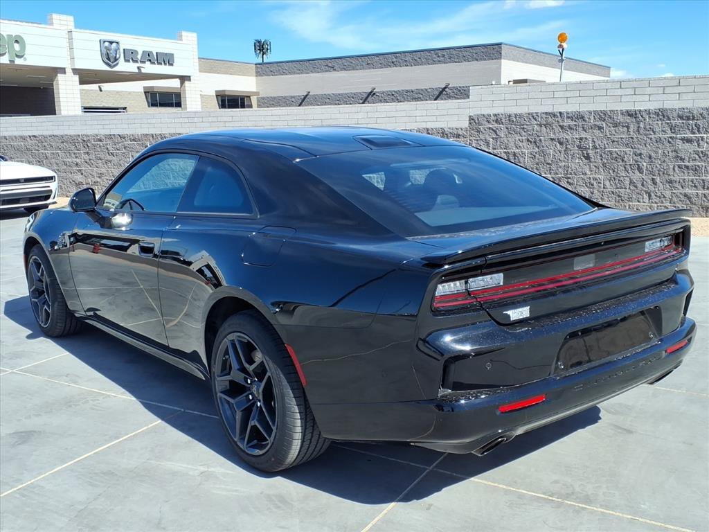 New 2026 Diamond Black Crystal Pearlcoat Dodge Scat Pack Plus image 4