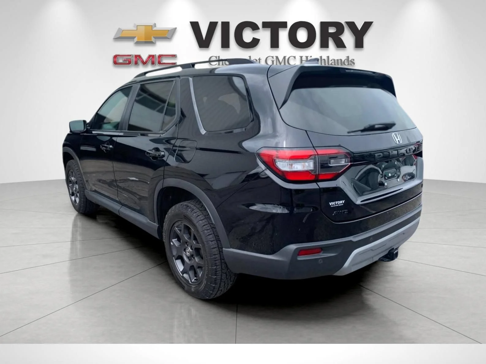 Used 2025 Black Honda TrailSport image 3