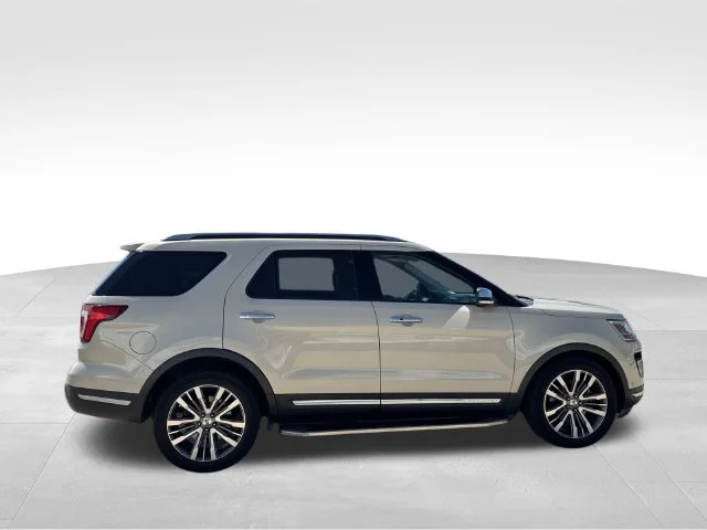 Used 2018 Silver Ford Platinum image 14