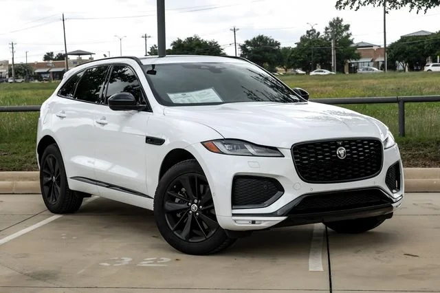 2026 Jaguar F-Pace R-Dynamic S - Photo 6