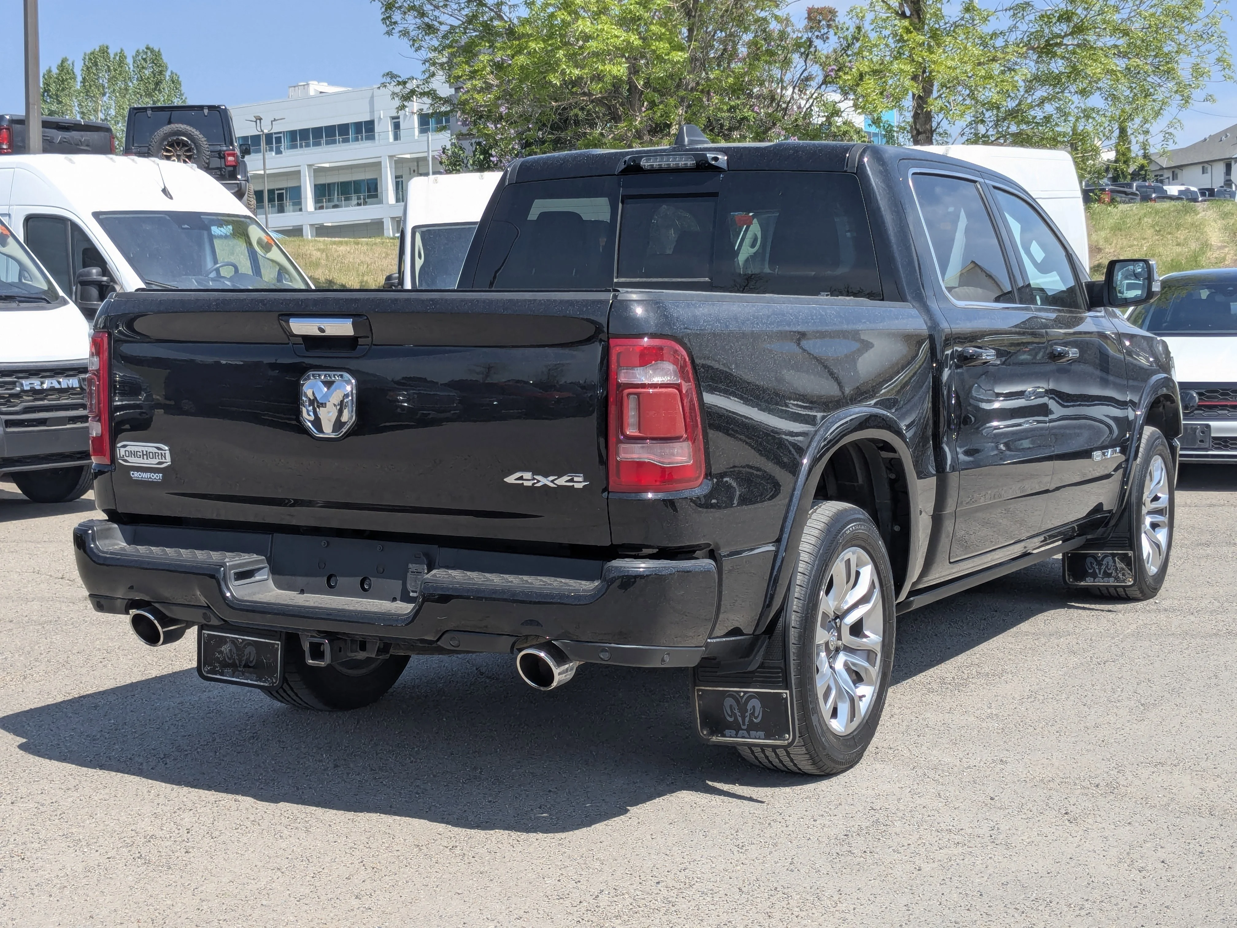 Used 2022 Black RAM Limited Longhorn - Level I - Dual Pane Sunroof - Leather - Harman/Kardon Audio - Advanced Safety & M image 8