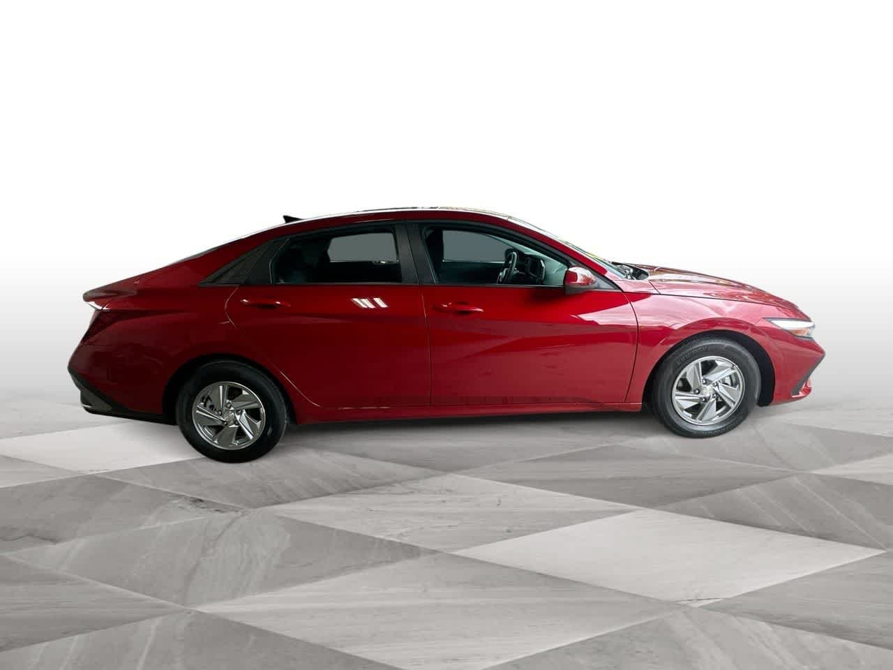 2026 Hyundai Elantra SE - Photo 9