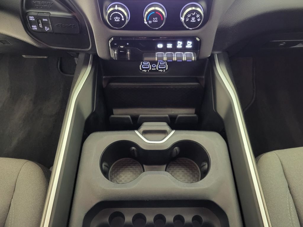Used 2024 White Ram Big Horn image 34