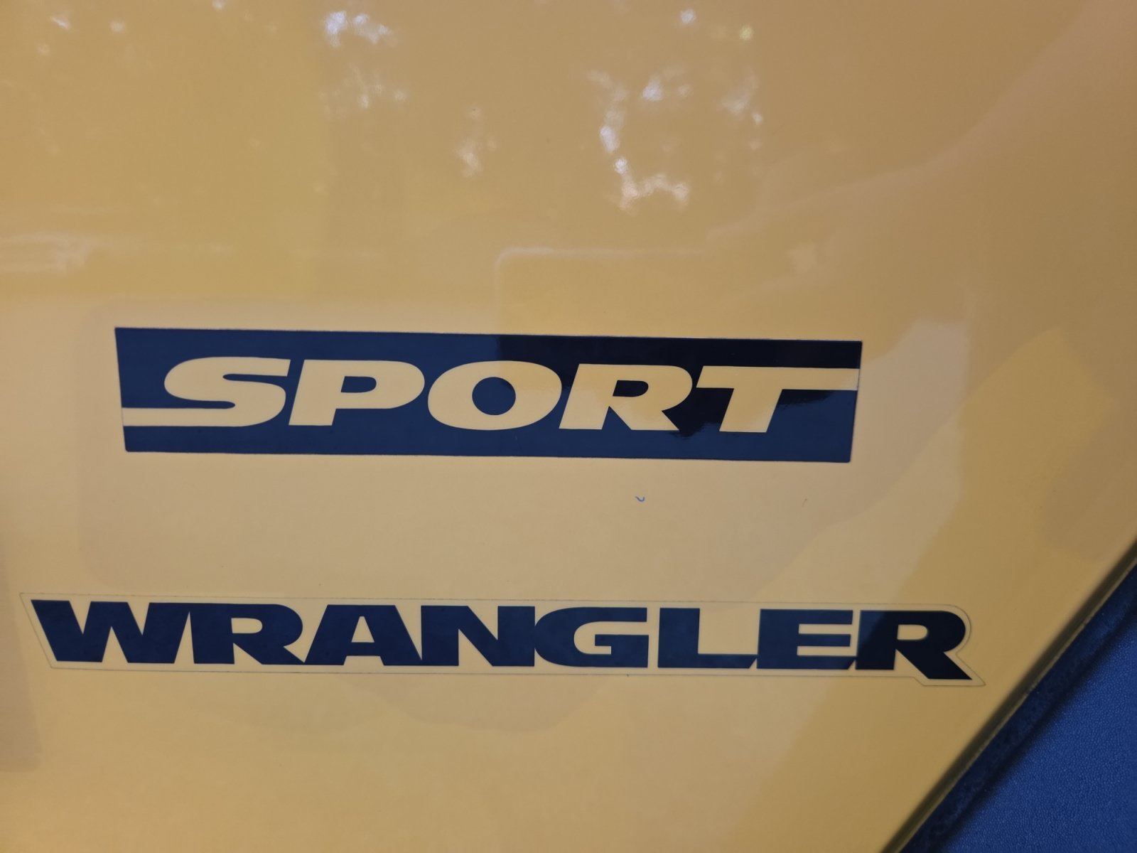 Used 2015 Baja Yellow Clearcoat Jeep Sport image 16