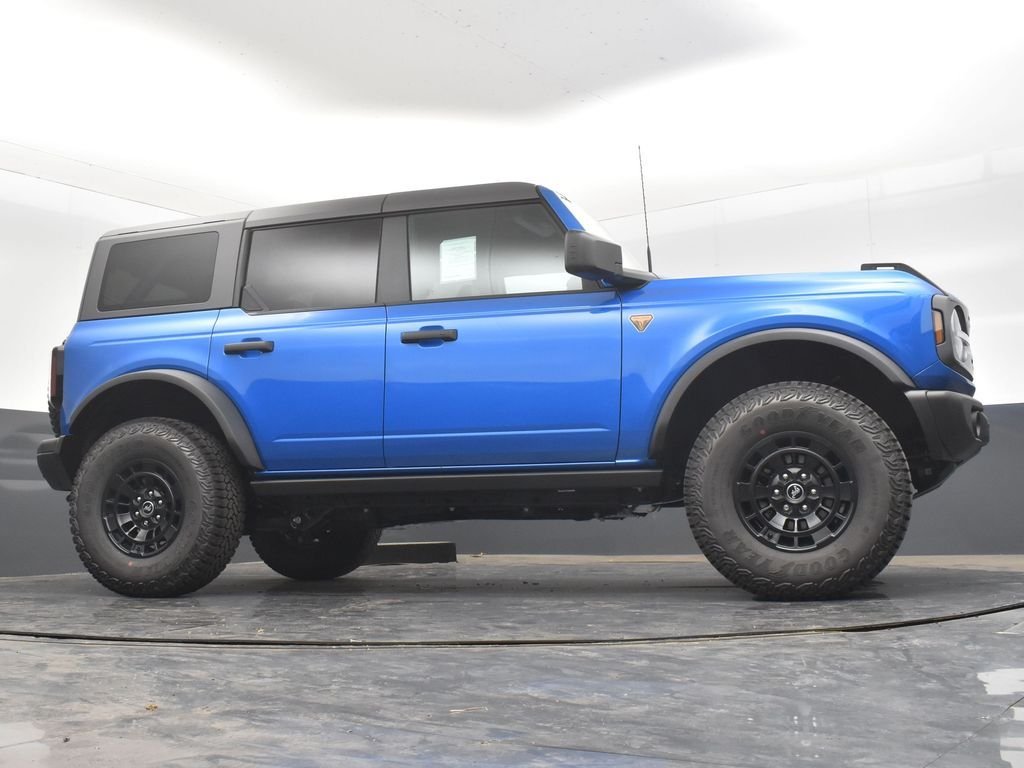 New 2026 Velocity Blue Metallic Ford Badlands® image 23