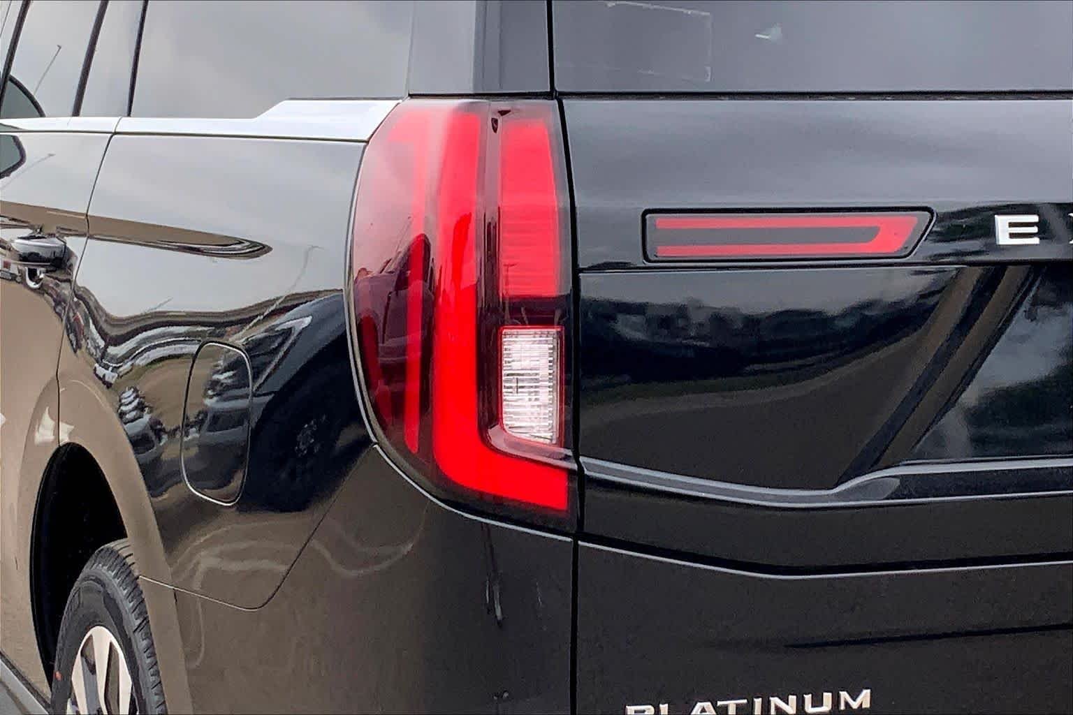 New 2026 Agate Black Metallic Ford Platinum® image 14