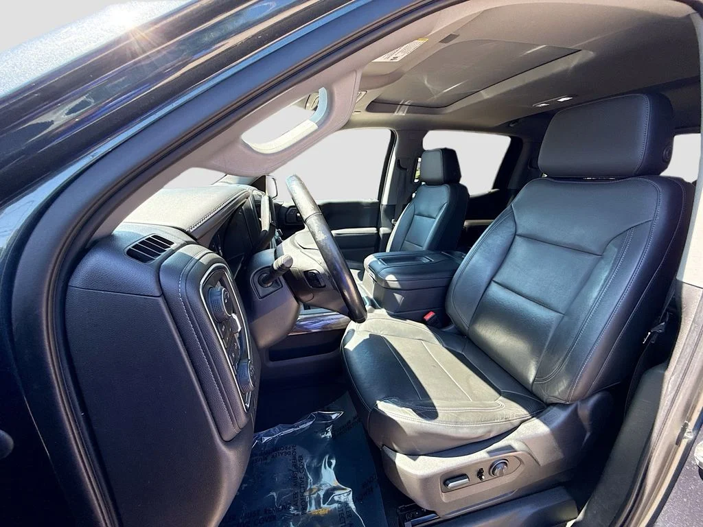 Used 2019 Shadow Gray Metallic Chevrolet LTZ image 20