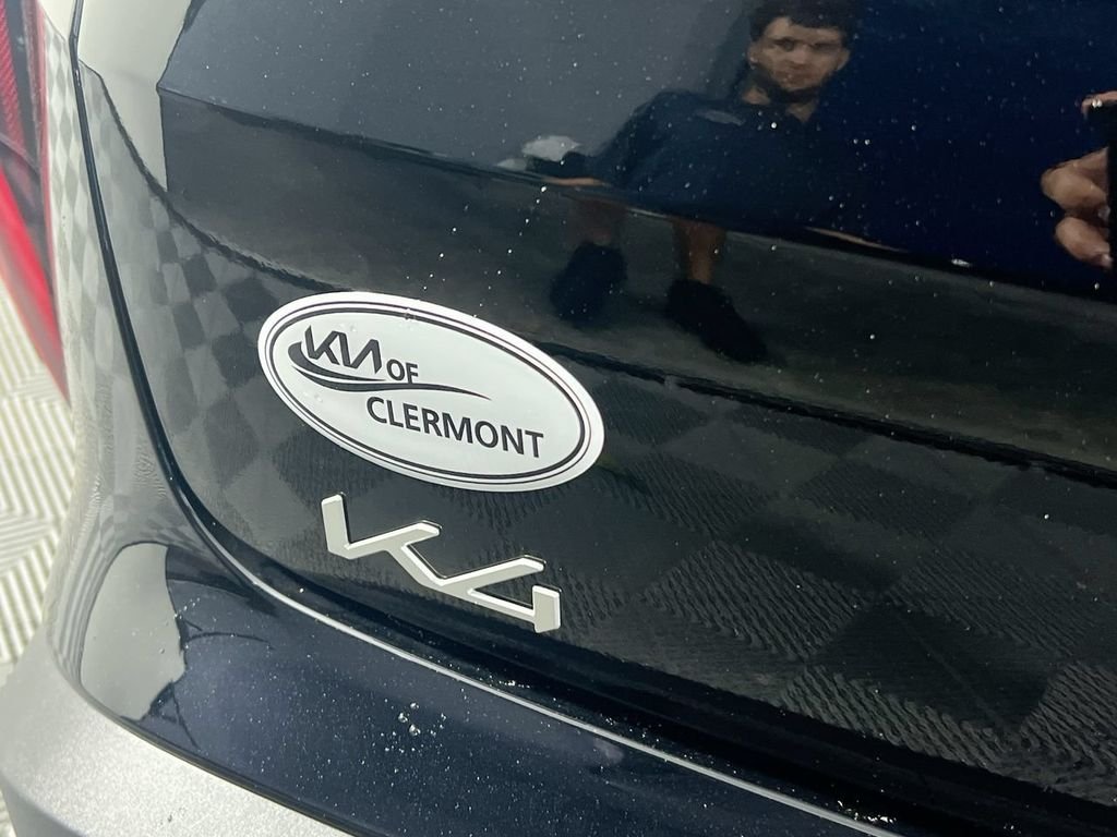 New 2026 Aurora Black Pearl Kia LXS image 5