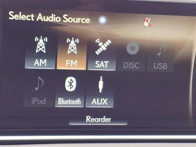 Used 2019 Satin Cashmere Metallic Lexus Base image 7