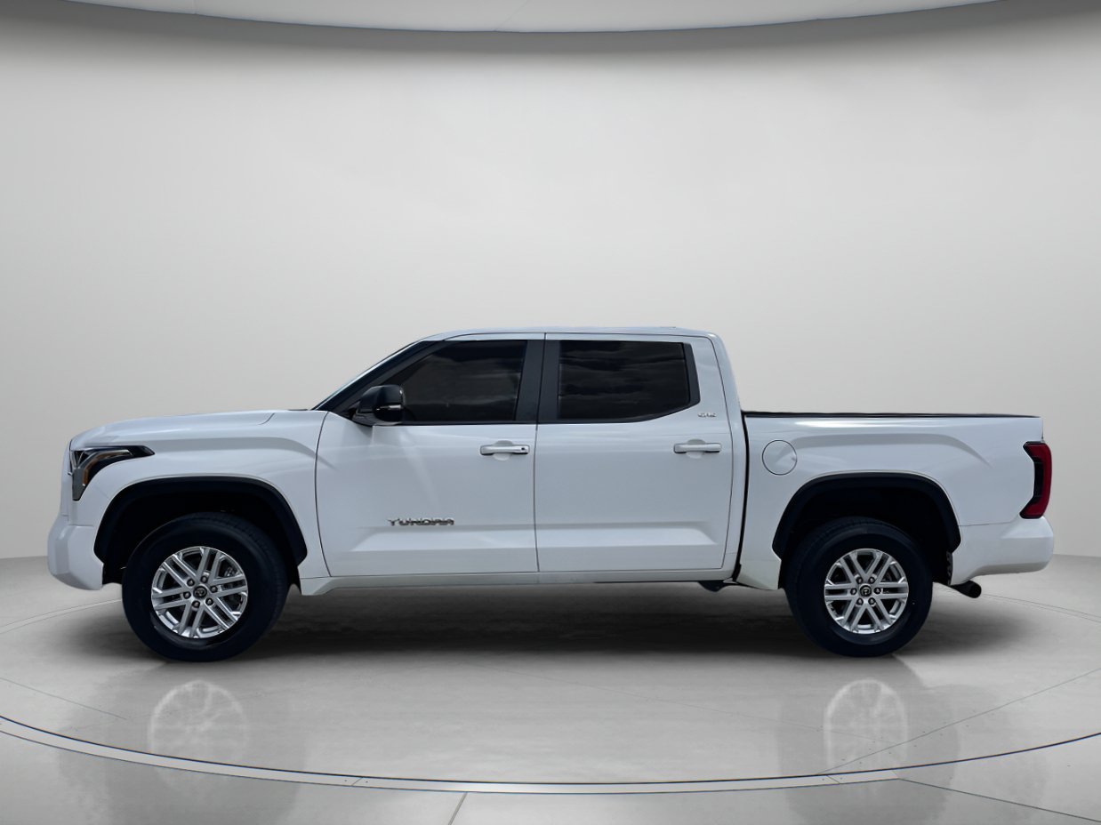 Used 2024 Ice Toyota SR5 image 5