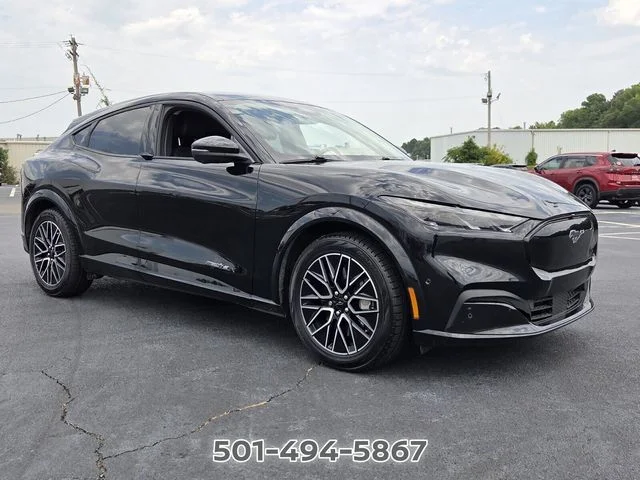 Used 2024 Black Ford Premium image 7